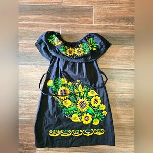 HANDMADE MEXICAN EMBROIDERED SUNFLOWER DRESS SZ SMALL Beautiful And Unique
